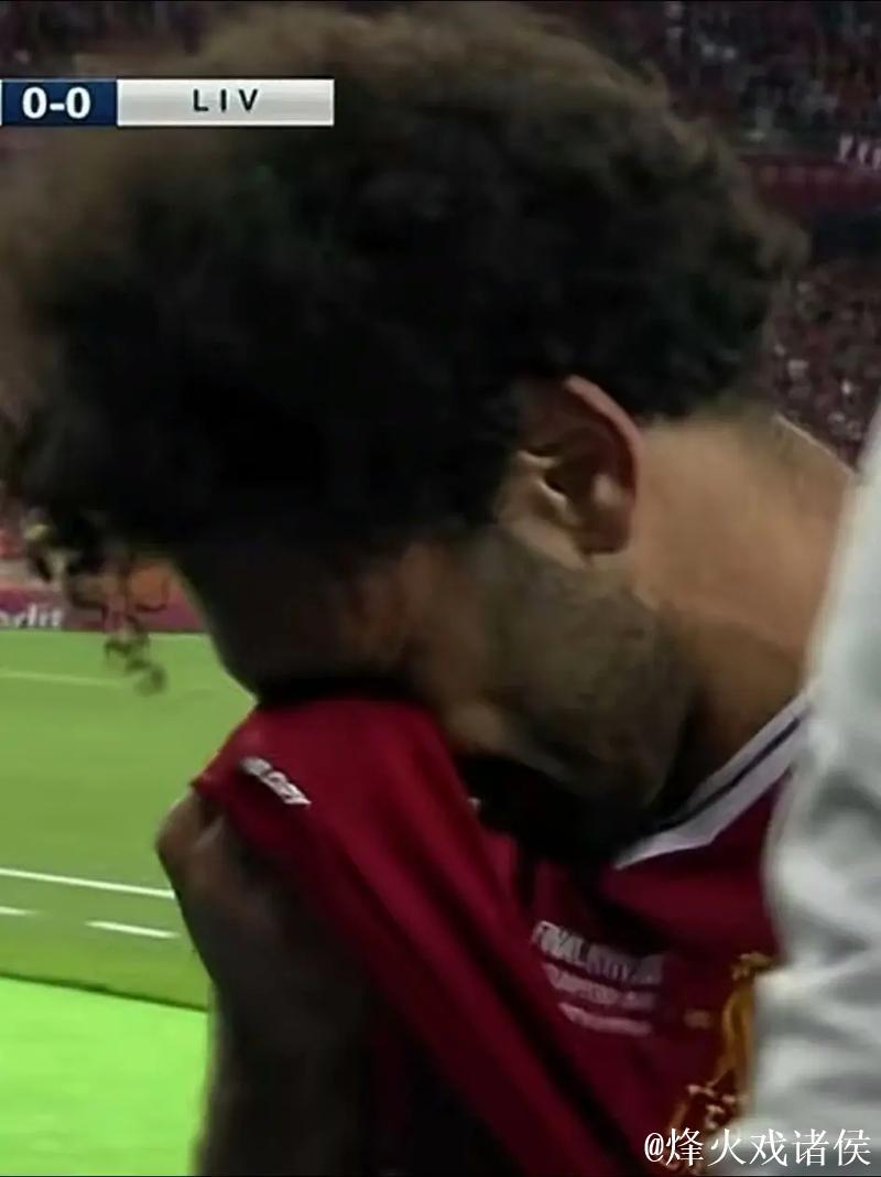 将萨拉赫从欧冠除名！斯洛特放狠话：我可不软弱 他或踢完最后1场